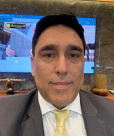 Diretor Jurídico - Legal Luiz Gustavo Battaglin Maciel